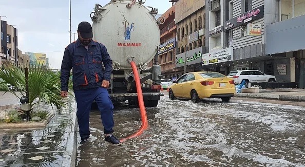 الشوارع تغرق.. أمطار بغداد الأولى تضع أمانة بغداد في اختبار صعب!