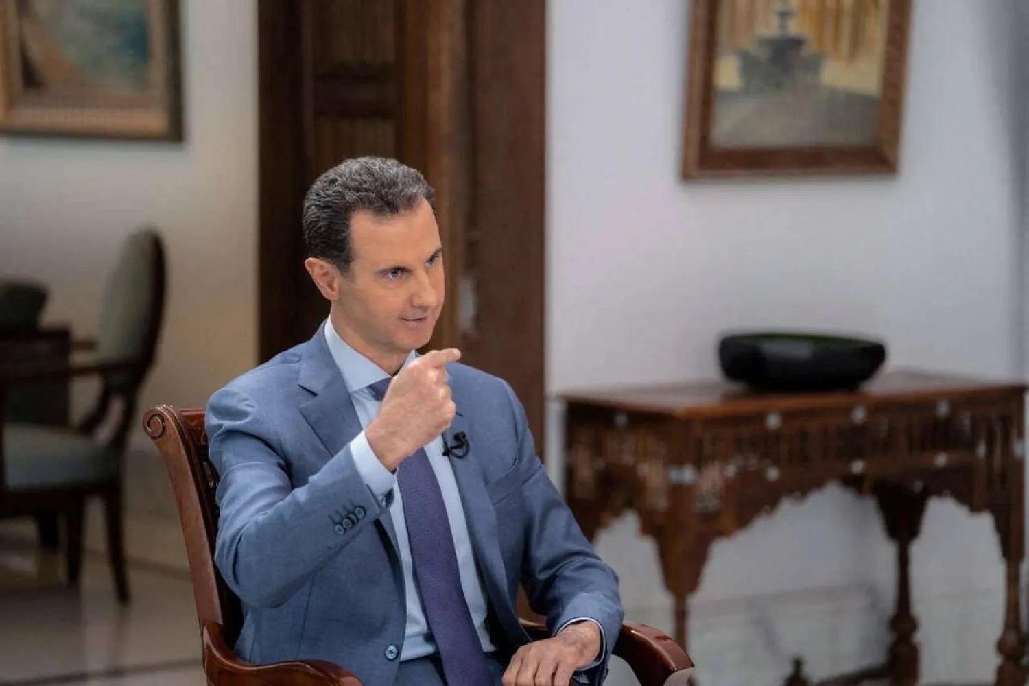 المرصد السوري: "بشار الأسد" غادر البلاد من مطار دمشق الدولي