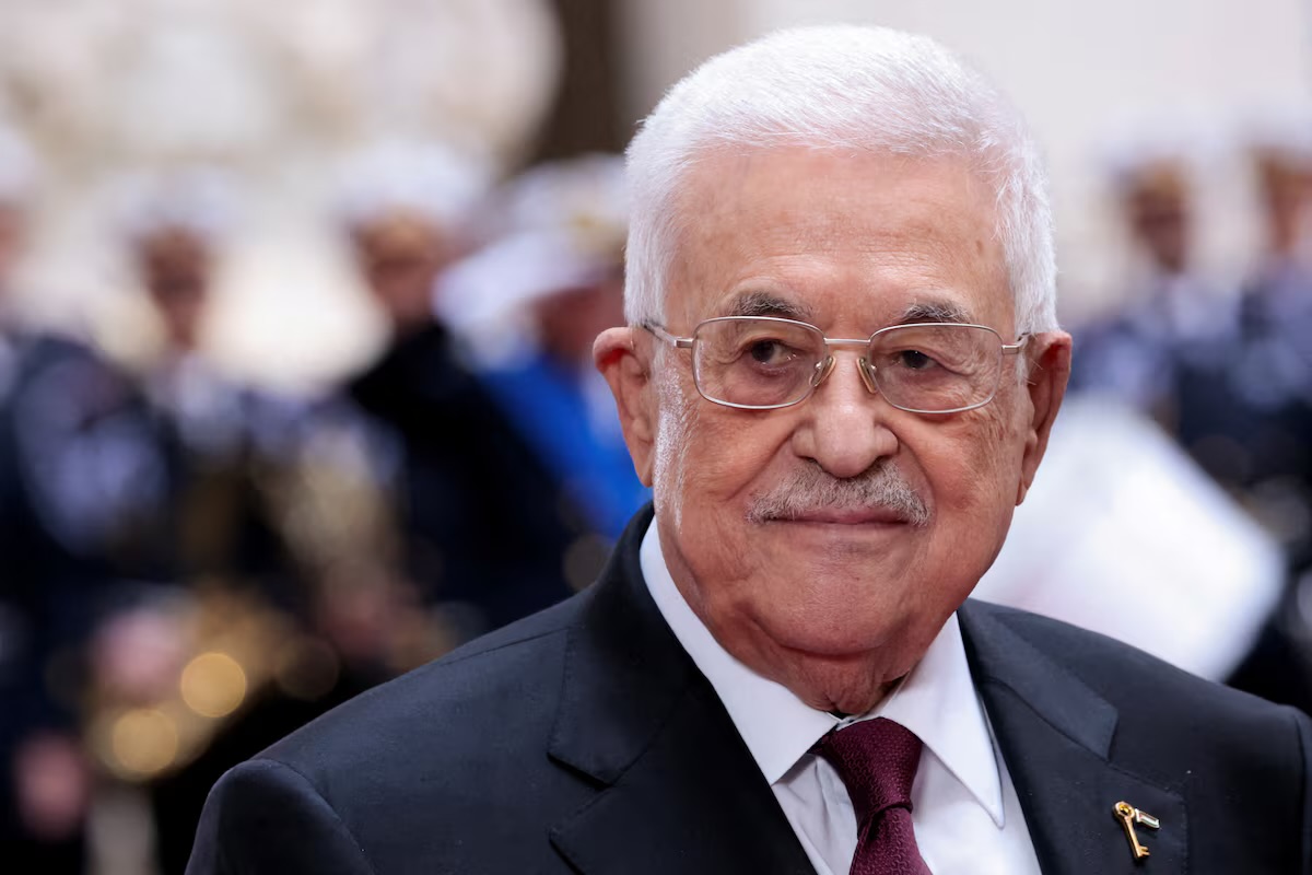 عباس يؤجل الانتخابات الفلسطينية